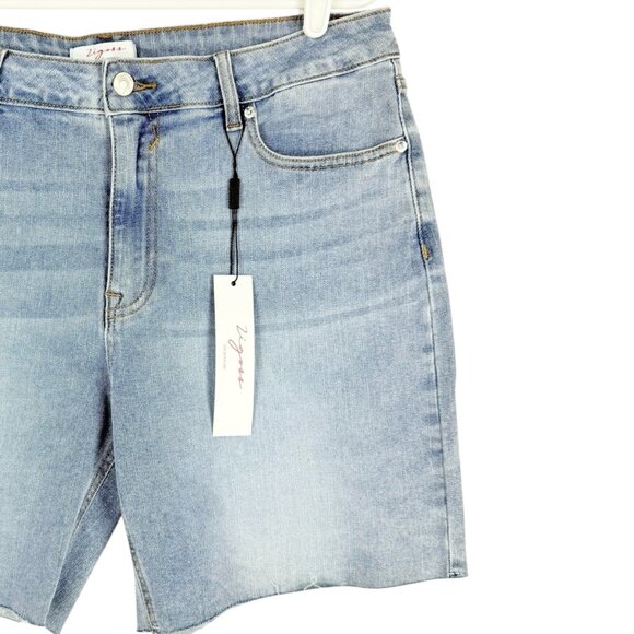 Vigoss Women's Ace High Rise Stretch Raw Hem Denim Bermuda Shorts Size 15/32 NWT - Picture 4 of 11